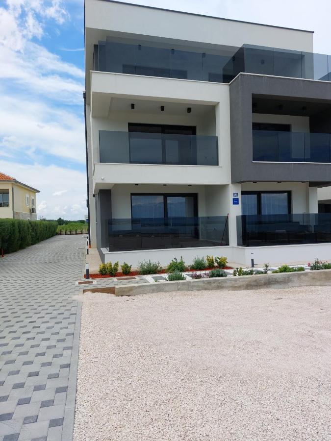 Villa Crystal Aenona Nin Esterno foto